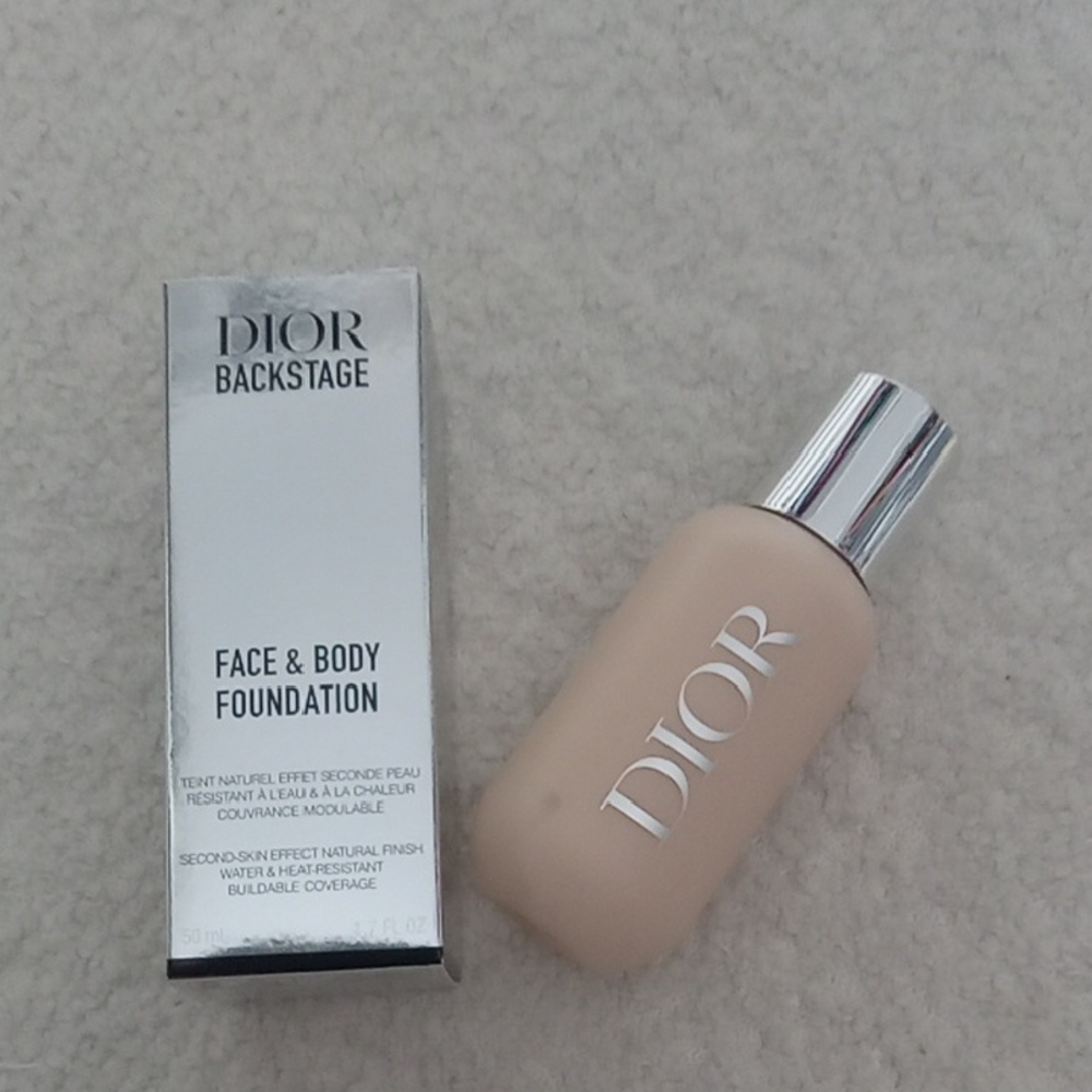 Dior Backstage Face & Body Foundation - Tan